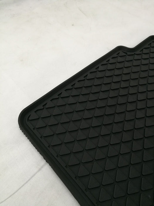 All Weather Rubber Latex Floor Mat Mats for Isuzu D-max 2012-onward